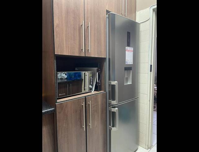 1 BEDROOM APARTMENT FOR SALE IN SUNNYSIDE